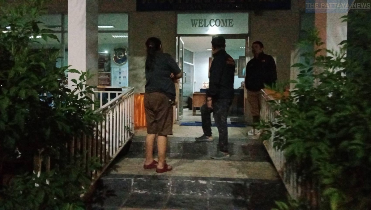 Thailaendische taschendiebin und bandenanfuehrerin 59 in pattaya verhaftet fotos