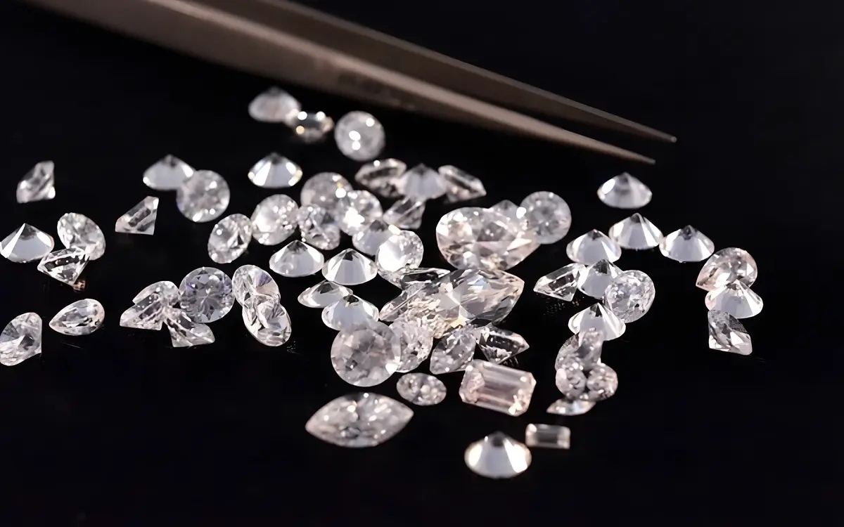 Deutscher auf sukhumvit von diamanten betrueger reingelegt