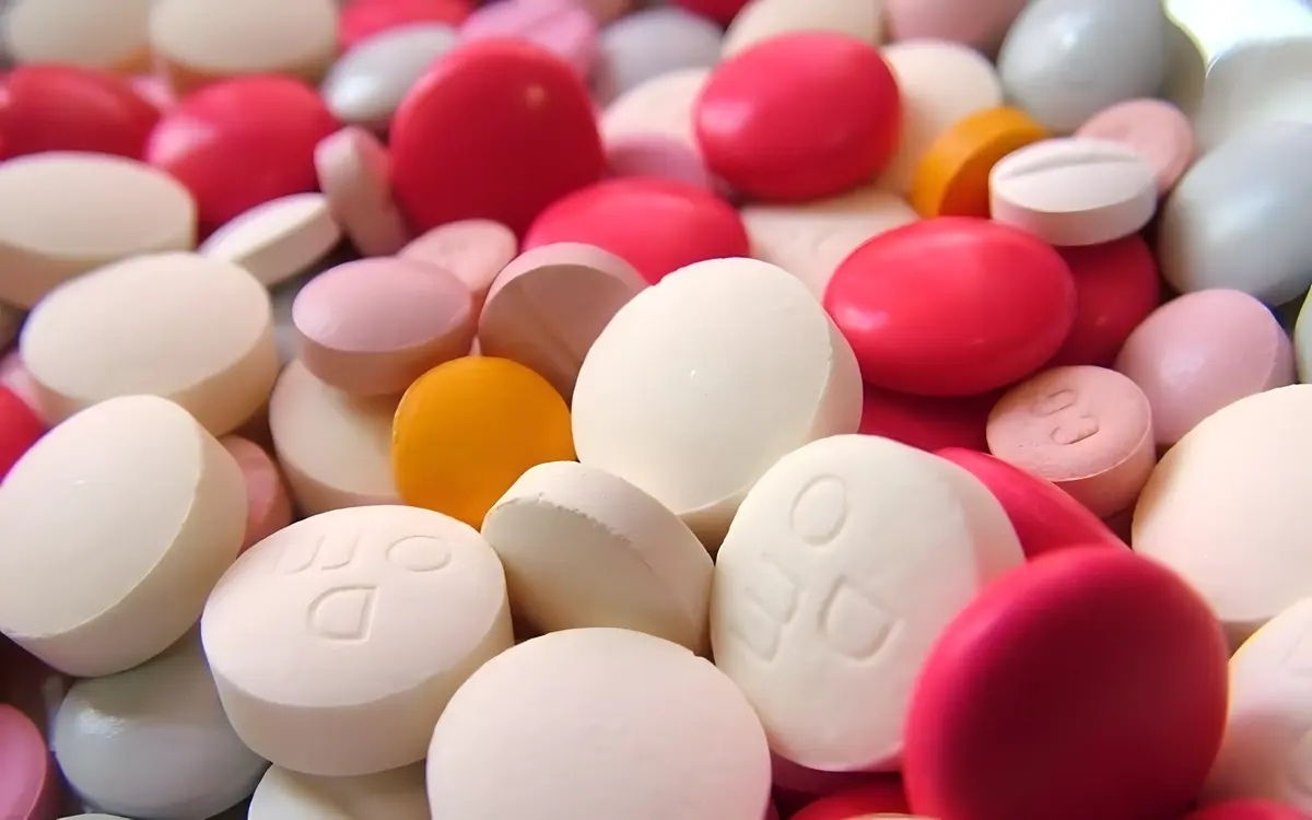 Fluchtversuch gescheitert polizei fasst drogenhaendlerin mit ueber 2000 meth tabletten