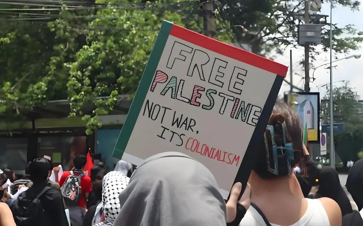 Proteste in bangkok deutschland uk und usa sollen ihre unterstuetzung fuer israel einstellen