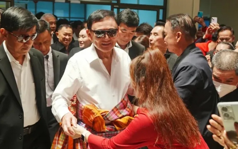 Thaksin sagt er sei zu alt um sich zu wehren