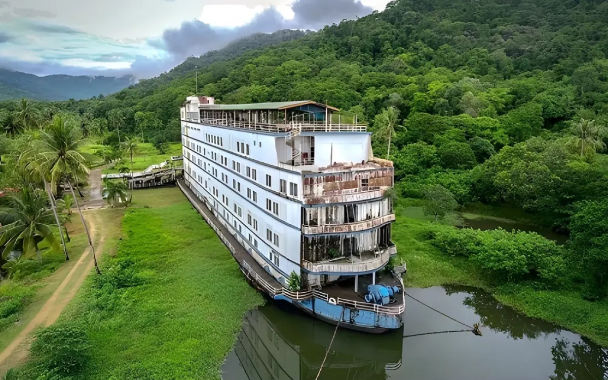 Koh chang luxus kreuzfahrtschiff wird zum unheimlichen geisterschiff