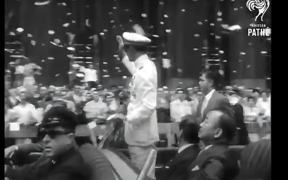 Weekly Flash |  Information |  His Majesty the King of Thailand is welcomed in New York (Video, 1960)