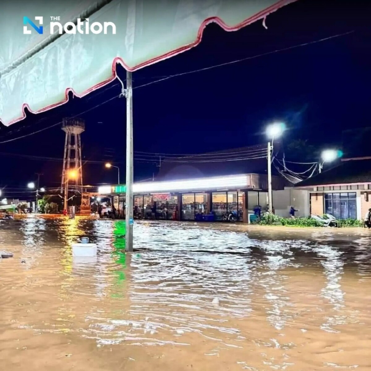 Sturzfluten in Uthai Thani: Region steht vollständig unter Wasser