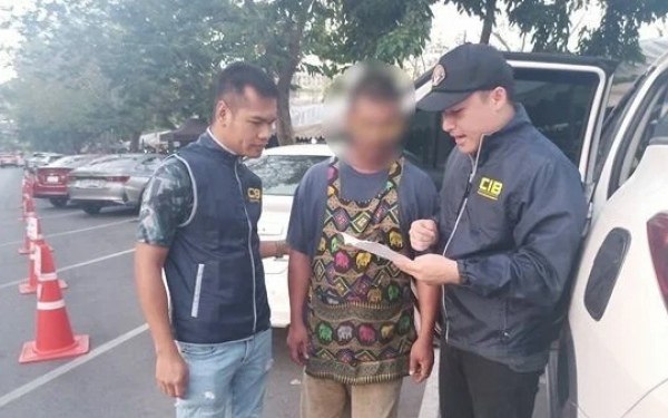 Jahrzehntelanger fluechtiger in bangkok wegen sexueller noetigung festgenommen