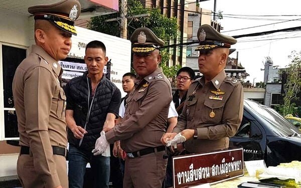 Thai mann gestochen als haeuslicher streit in pattaya gewalttaetig wird