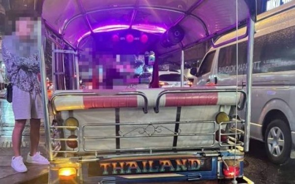 Tuk tuk fahrer mit geldstrafe von 2 500 baht und fuehrerscheinentzug wegen ueberhoehter preise