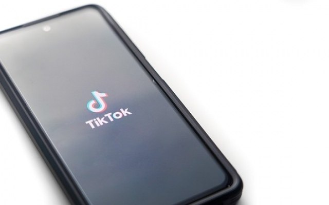 Tiktok in den usa ein smartphone dienst steht vor dem aus was bedeutet das fuer die nutzer