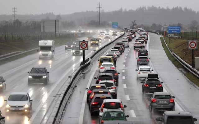 Bern zwist um den autobahnausbau tcs fordert klare loesungen