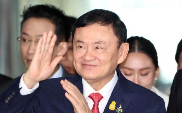 Demokraten werden thaksin in der misstrauensdebatte nicht erwaehnen