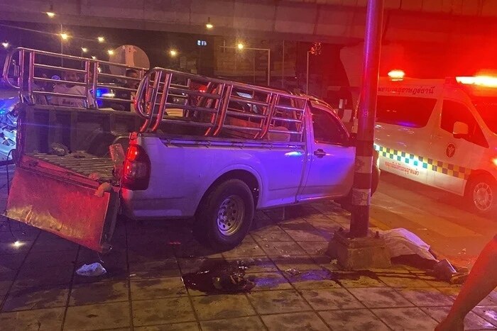 Zwei Tote und acht Verletzte - Schwerer Unfall an einer Kreuzung in Surat Thani