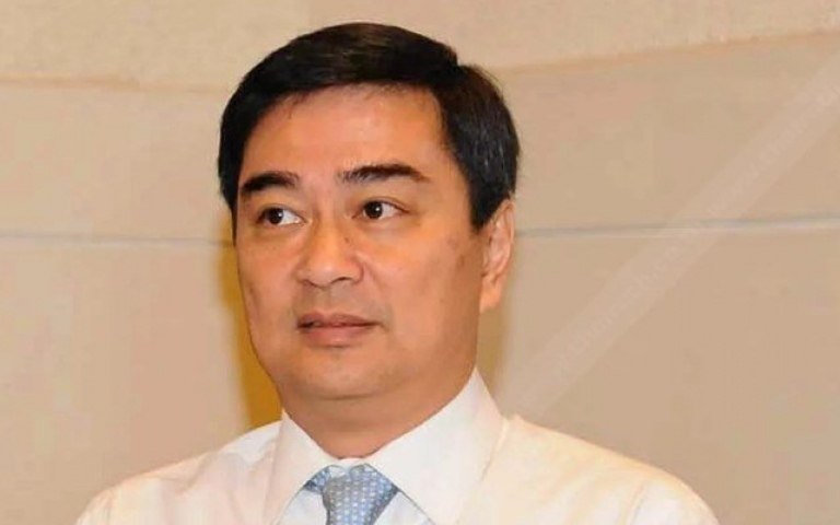 Abhisit soll fuer rueckkehr als fuehrer der demokraten kandidieren