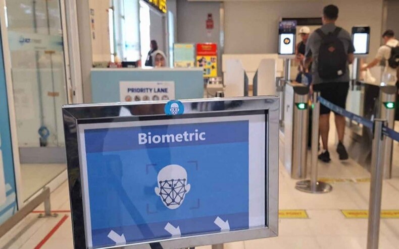 Biometrische identifizierung flughaefen in thailand verbessern service fuer reisende unterstuetzung