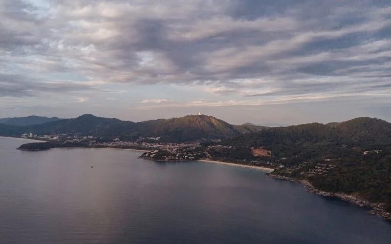 Phukets reservoirs sichern ausreichende wasserversorgung bis zum jaehrlichen regen