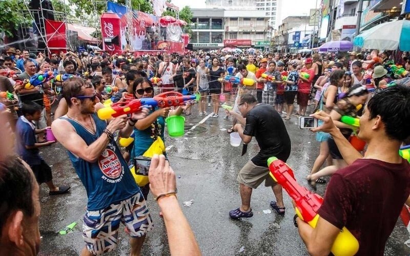 Thai Airways bietet 30 % Rabatt auf ausgewählte Inlandsflüge während Songkran