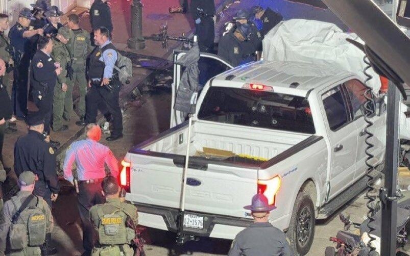 Auto rast in menschenmenge in new orleans thailaendisches konsulat reagiert schnell und bietet