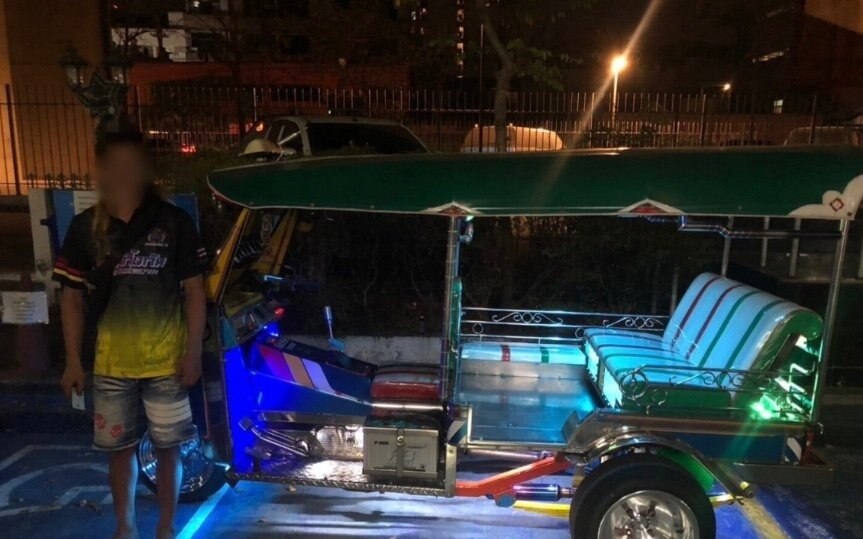 Bangkok: Tuk-Tuk-Fahrer wegen riskantem Fahrverhalten mit Gefängnisstrafe verurteilt