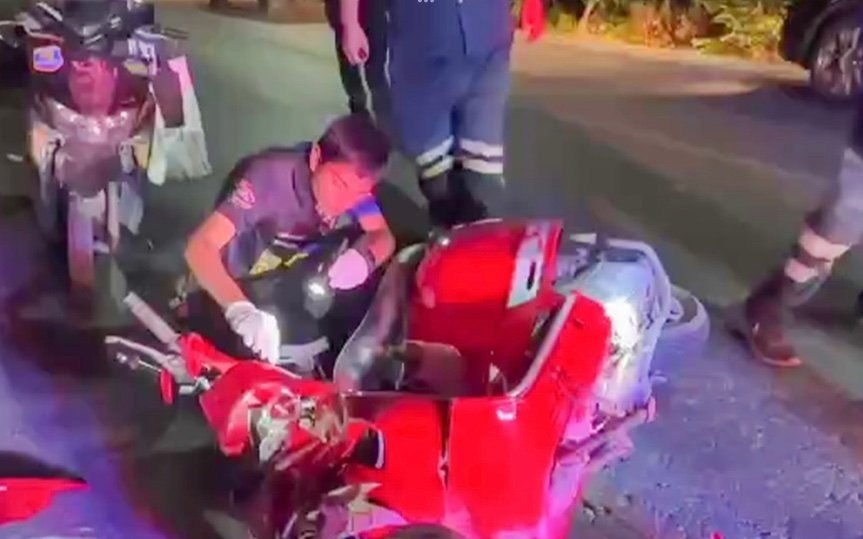 Wollte streunenden hund ausweichen unfall mit fahrerflucht in nakhon nayok motorradfahrerin