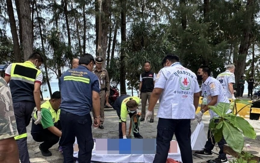 Tödlicher Unfall auf Phuket: Herabfallender Ast trifft ausländischen Motorradfahrer