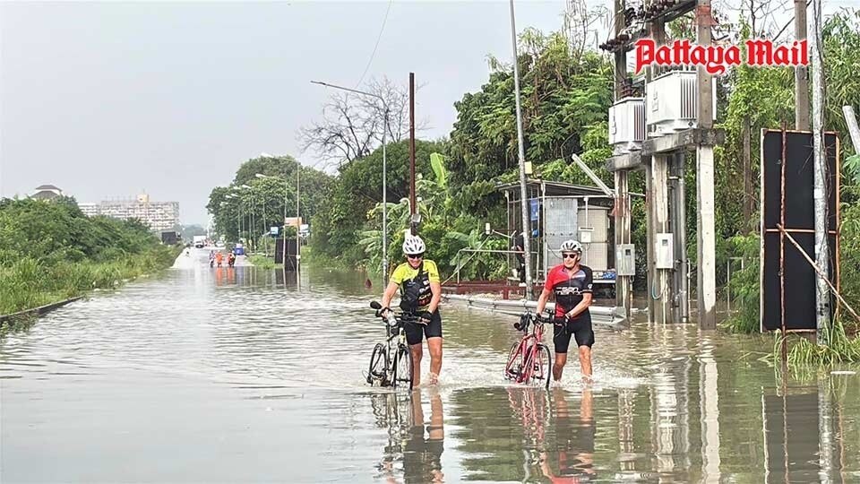 Pattaya versinkt im Wasser: Flut und Herausforderung für Bewohner und Touristen