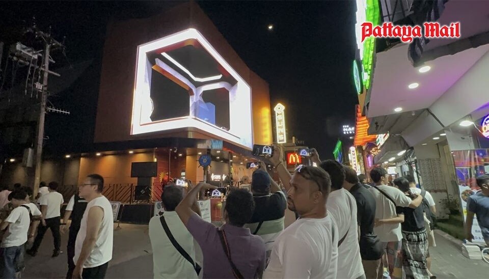 Pattayas neue 3D-LED-Attraktion zieht Besucher an: Ein unvergessliches Erlebnis auf der Walking Street