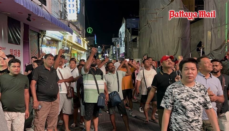 Pattayas neue 3D-LED-Attraktion zieht Besucher an: Ein unvergessliches Erlebnis auf der Walking Street