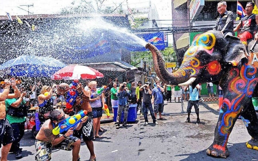 Thailaendisches arbeitsministerium erwaegt anhebung des mindestlohns als songkran geschenk