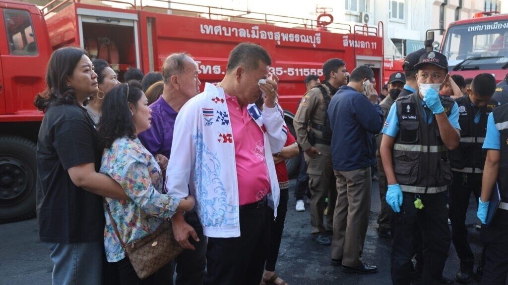 Verheerendes Feuer in Suphan Buri fordert vier Todesopfer - Ehemaliger Stadtrat und Familie unter den Toten