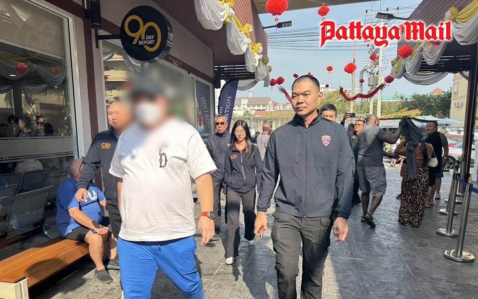 Chinesischer gang anfuehrer und komplizen stellen sich nach gewaltsamen uebergriffen in pattaya der