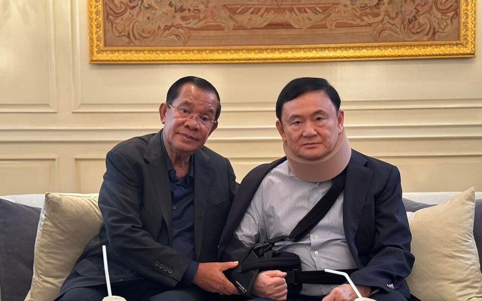 Der ehemalige kambodschanische Premierminister Hun Sen besucht Thaksin in Bangkok