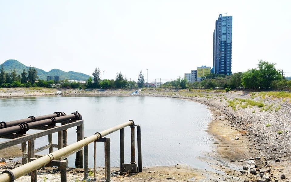 Hua hin bekaempft wasserknappheit vor songkran und versichert dass es keine auswirkungen auf den