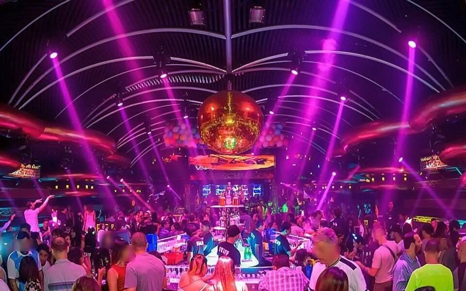 Luxurioese transformation der gogo clubs in pattayas walking street ein neues kapitel fuer die