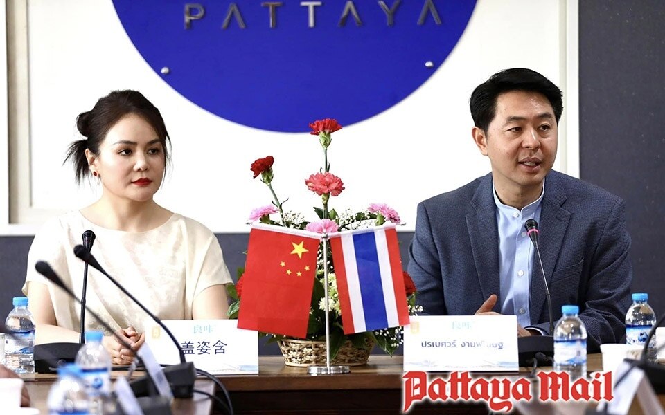 Pattaya empfaengt chinesische delegation plant 3000 touristen im februar