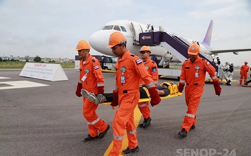 Suvarnabhumi bereitet sich vor notfalluebung garantiert sichere eroeffnung der dritten landebahn