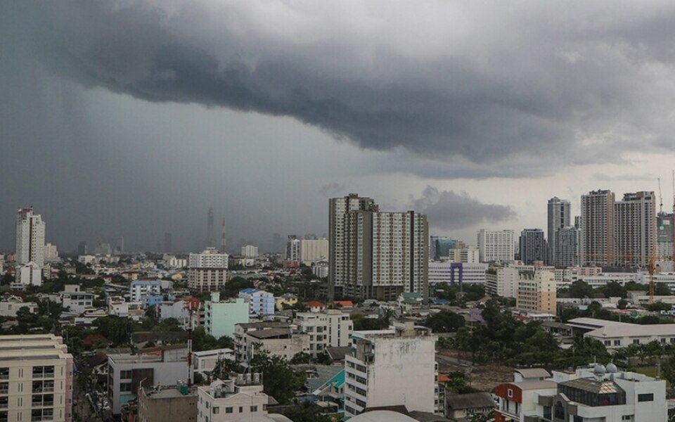 Thailand wetter chaos steht bevor hitzewelle gewitter und hagel sorgen fuer unruhe