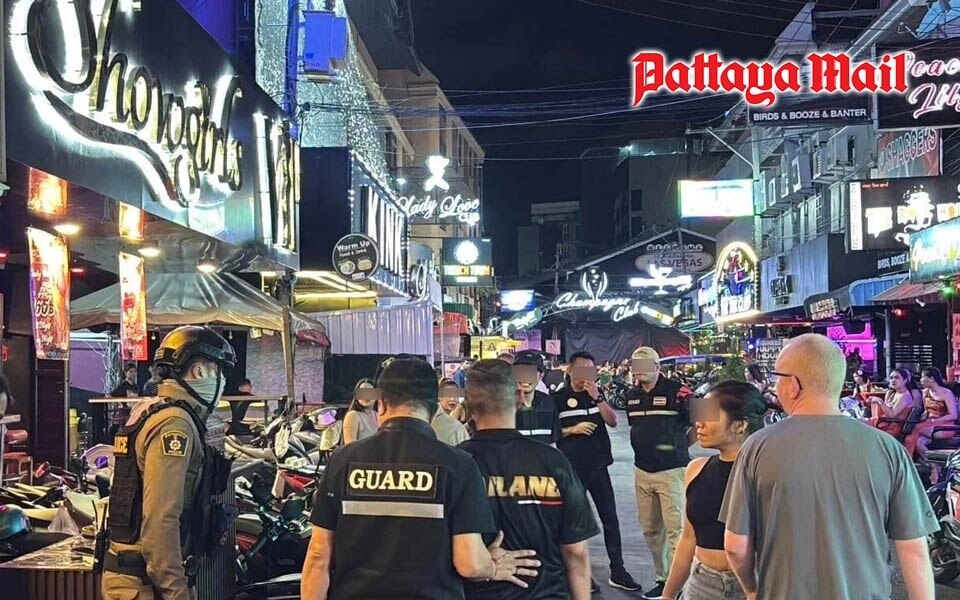 Verhaftung in pattaya eifersuechtiger ex mann einer bardame bedroht personal mit waffe