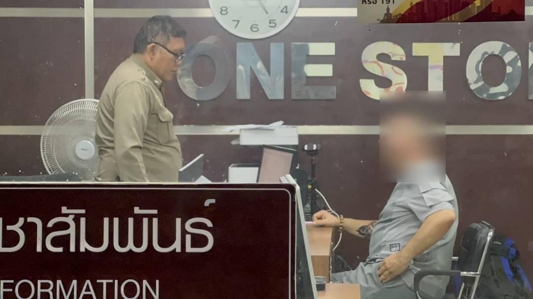 Dritter Diebstahl einer Goldkette in Pattaya in einer Woche: Türkischer Tourist um 73.000 Baht von Ladyboy erleichtert