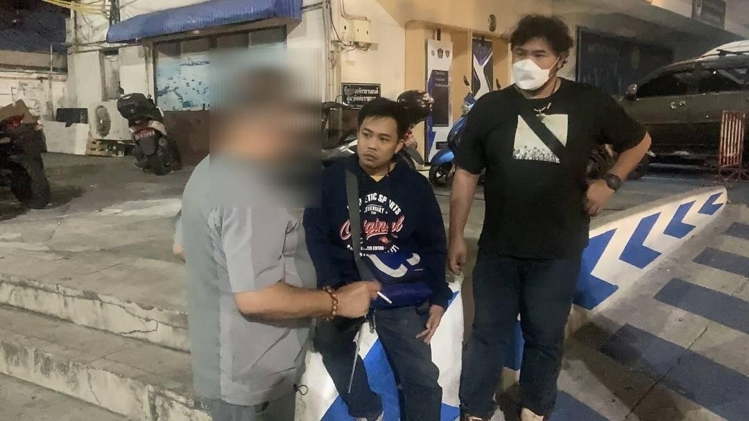 Dritter Diebstahl einer Goldkette in Pattaya in einer Woche: Türkischer Tourist um 73.000 Baht von Ladyboy erleichtert