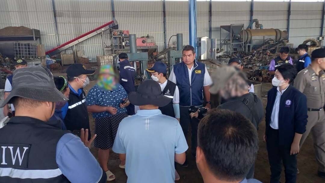 Illegale Fabrik in Chachoengsao: Aufdeckung gefährlicher Abfälle durch Behörden