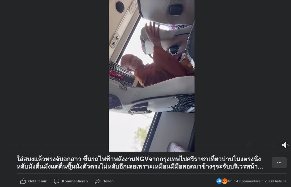 Thailändischer Mönch betatscht schlafende Passagierin (67) an den Brü**** (Video Aufzeichnung)