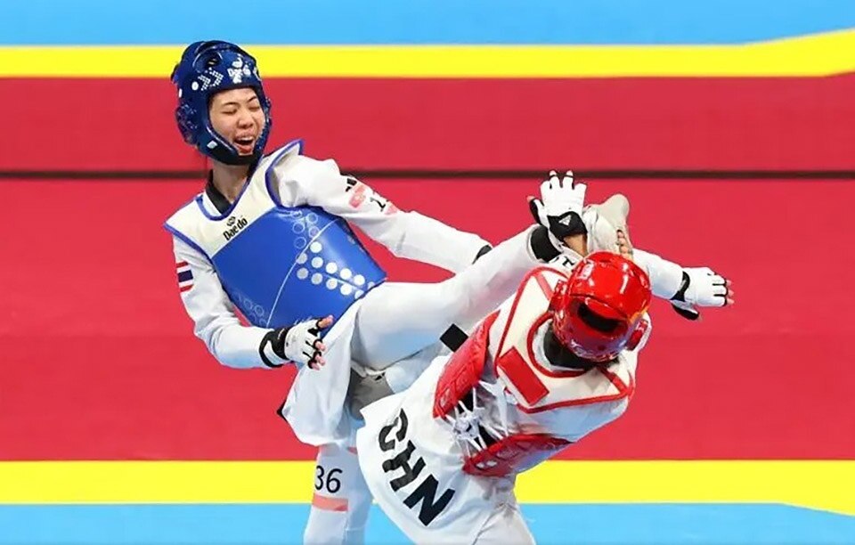 Taekwondo-Star Panipak gewinnt Gold bei den Asienspielen