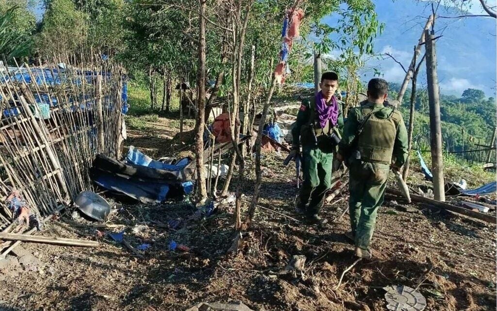 Thailand versucht 162 bei kaempfen in myanmar eingeschlossene staatsangehoerige zu retten