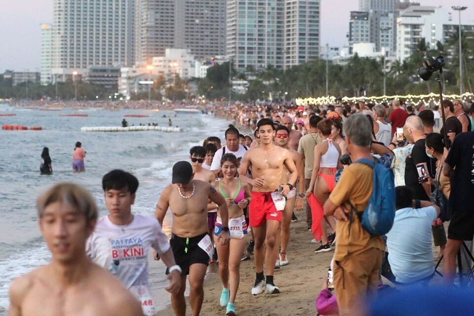 Die Anmeldung für das &#039;Pattaya International Bikini Beach Race 2023&#039; ist jetzt geöffnet