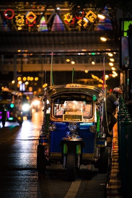 Körperliche Auseinandersetzung auf Sukhumvit: Deutscher Expat gegen zwei Katoys