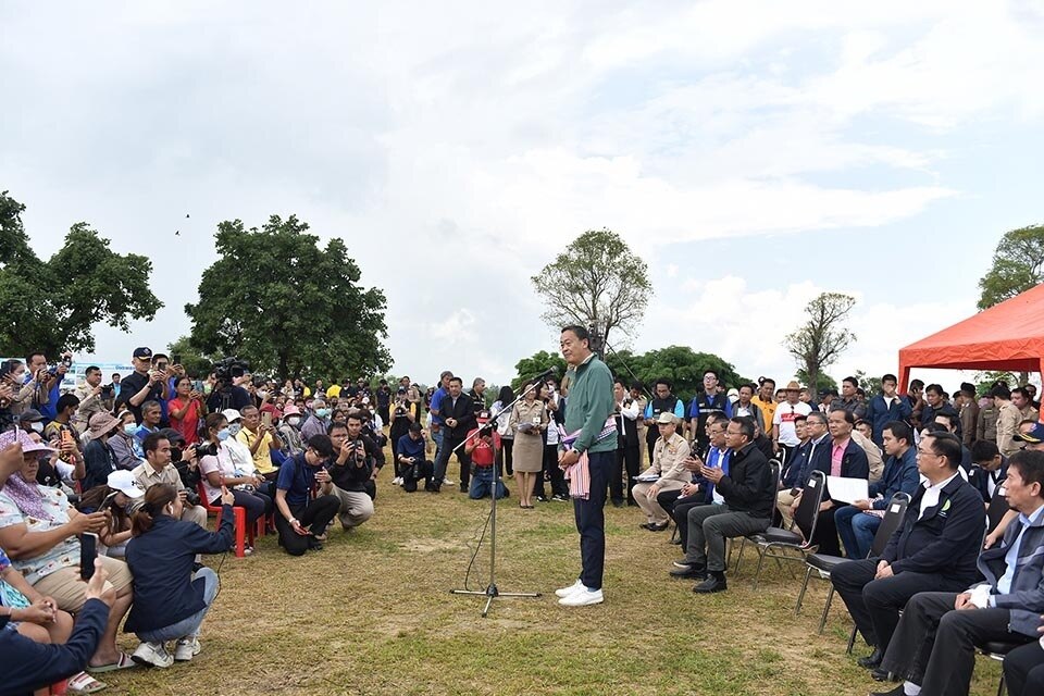 Premierminister besucht Wasseraufbereitungsanlage in Phitsanulok