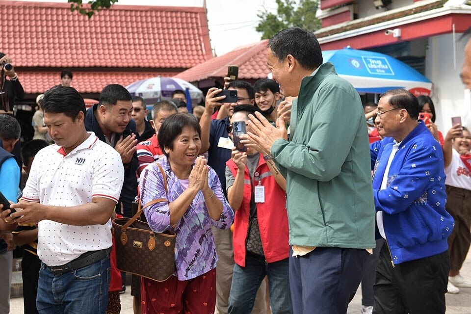 Premierminister besucht Wasseraufbereitungsanlage in Phitsanulok