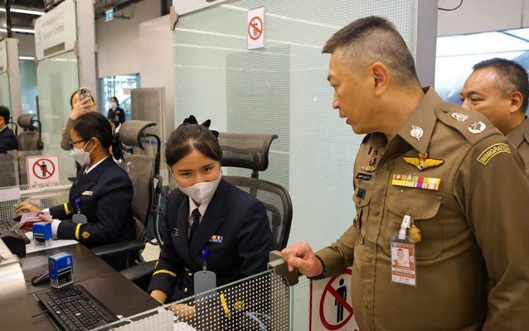 Neujahrsfest in thailand optimierungen am flughafen suvarnabhumi fuer einen reibungslosen ablauf