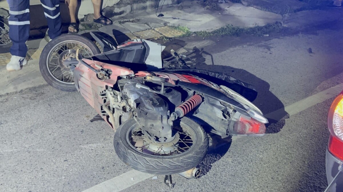 Alkohol-Crash in in Pattaya: Frau (56) wütet mit Auto durch Parkplatz