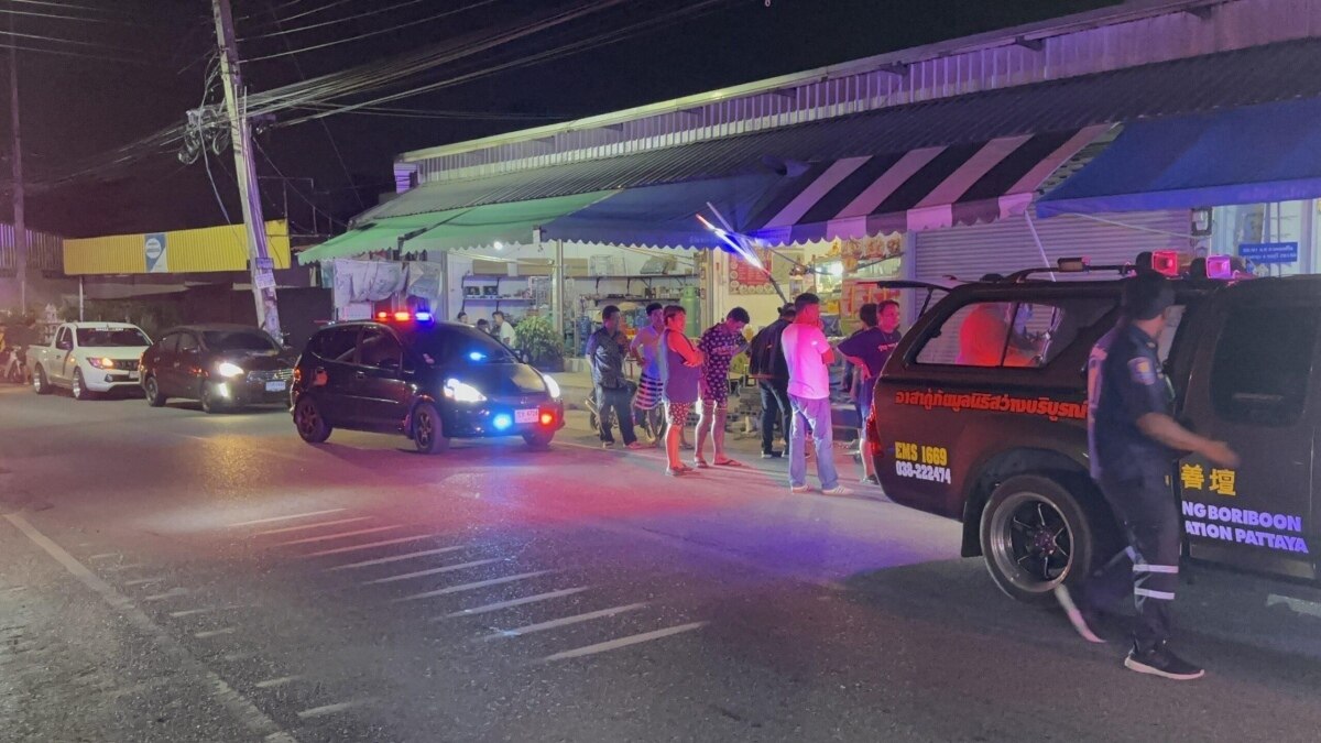 Alkohol-Crash in in Pattaya: Frau (56) wütet mit Auto durch Parkplatz