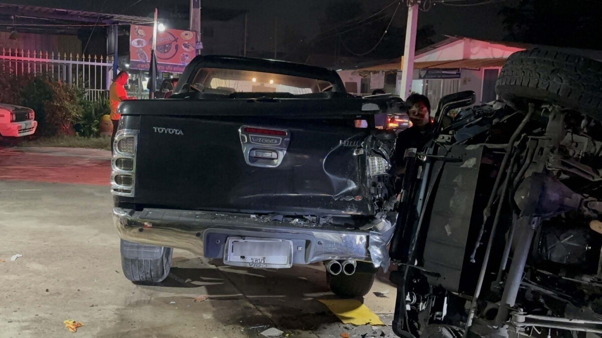 Alkohol-Crash in in Pattaya: Frau (56) wütet mit Auto durch Parkplatz